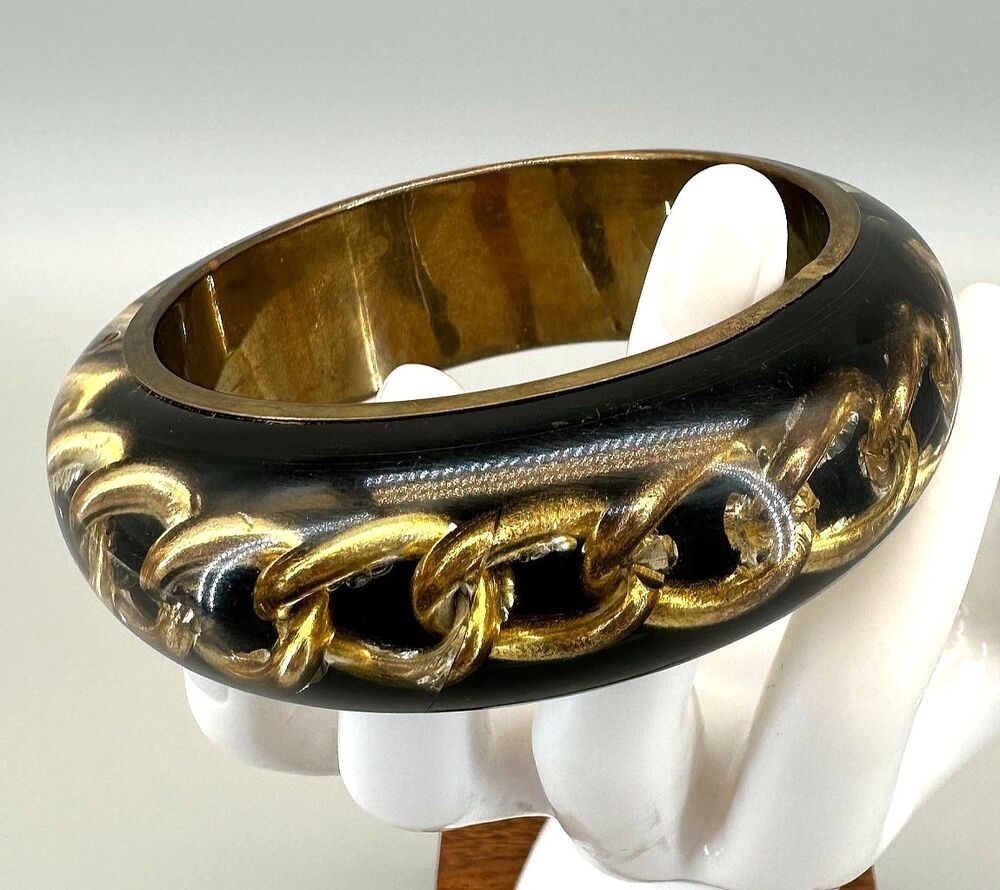 Vintage Lucite Bangle Bracelet Chain Embedded Black Gold Tone Brass Chunky Heavy